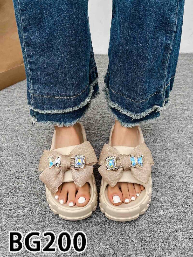 Klapki damskie Roz 36-41/ 12 par
